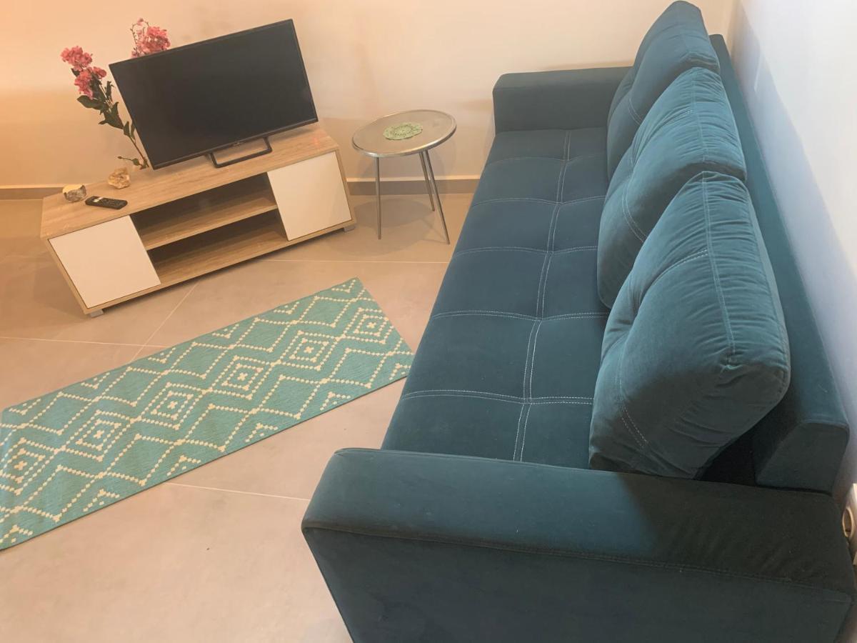 Terpsichore Boutique Bright New Sofita Studios And Appartment Дассия Экстерьер фото